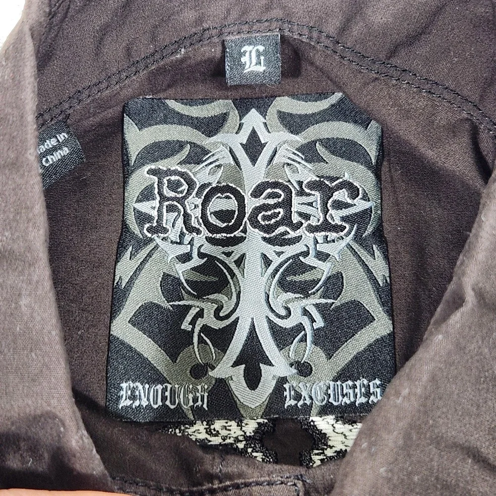 Roar Shirt Mens Large Brown Gothic Wings Cross Long Sleeve Button Up Embroidered